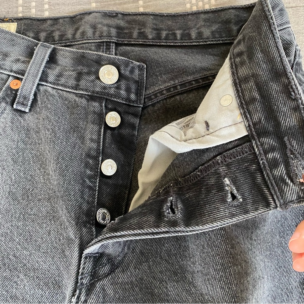 Levi’s 501 ‘90s Ankle Faded Black 100% Cotton Denim Jeans Straight 26 x 27 - Picture 3 of 11